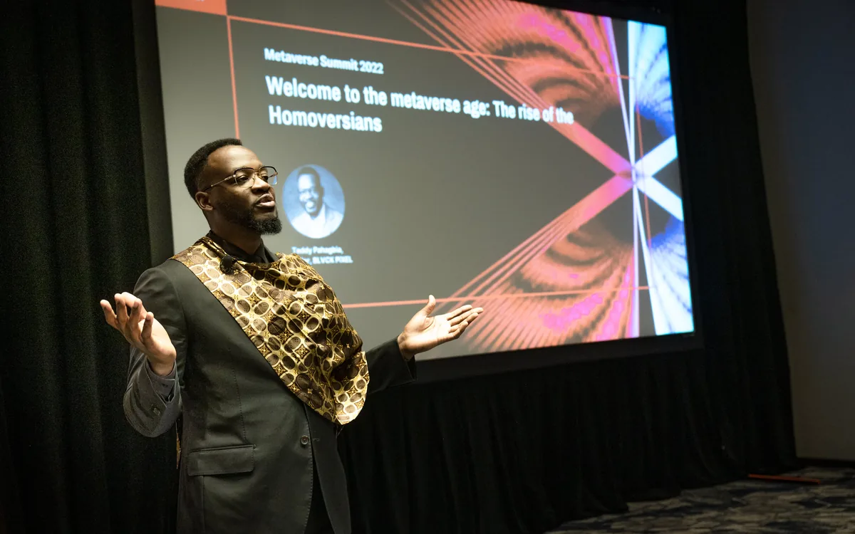 Pahagbia wa Kasumba — The Economist Impact Summit, présentation Homoversians